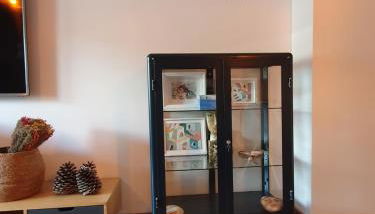 EL ÚNICO apartment with jacuzzi and art - Photo 4