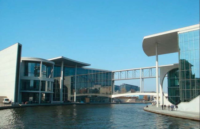 Berlin Sightseeing Boat - Photo 5