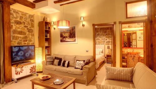 Casa Rural Siguenza Domus 200m2 de Vivienda y Exterior - Foto 5