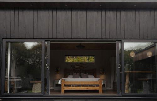 3 x bespoke built cabins with hot tubs, mid Wales - Foto 3