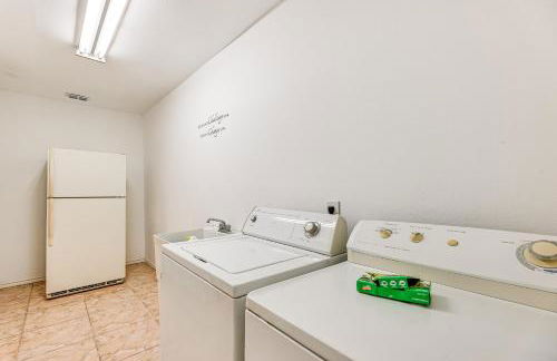 Convenient, Spacious and Peaceful Home in Edinburg! - Foto 20