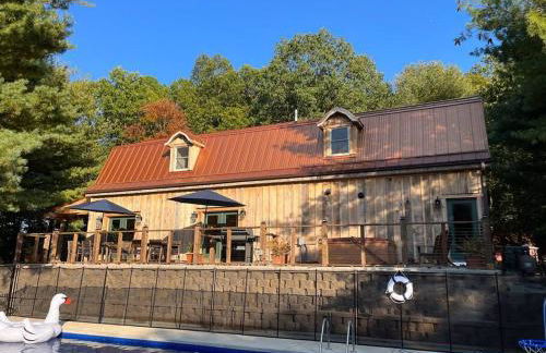 Secluded with Hot tub, Pool table, Arcade, Fishing andTheater Room - Photo 63