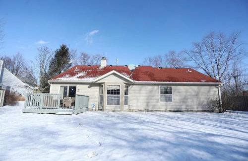 Neighborhood ranch with parks, 3 miles to Purdue - Foto 21