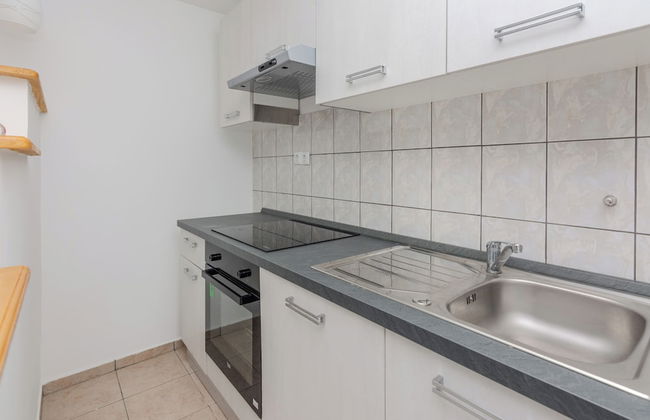 Holiday home Lucic - Photo 10