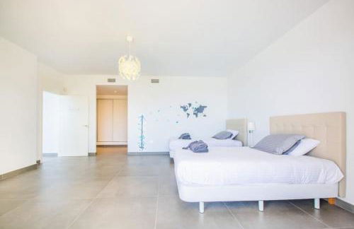 weforyou Exclusive Villa Mairena Private Pool BBQ & Views - Photo 12