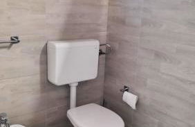 Villa con piscina uso esclusivo - Photo 25