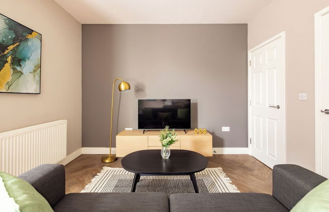 Plymouth by Charles Hope - Foto 12