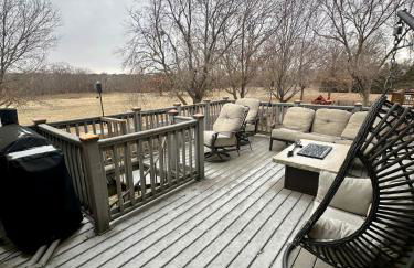 Spacious 4-bed family home with park views - Foto 40