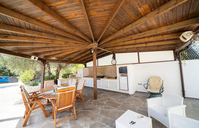 Villa Machri - Con Piscina Privata E Ampio Giardino Vicina Al Mare - Photo 12