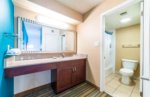 Phoenix Studio Queen Economy - Photo 40