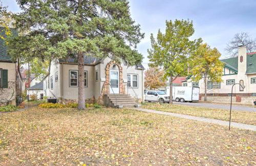 Cozy Minneapolis Escape with Patio Near Dtwn! - Foto 23