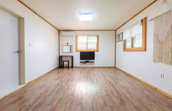 Gyeongju West Namsan Hanok Pension - Foto 9