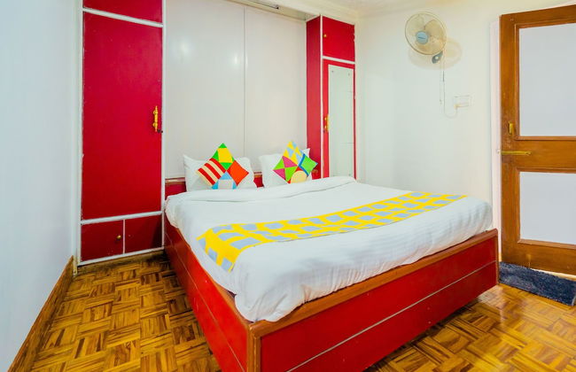 OYO 13693 Home Royal Wood 3BHK Mall Road - Foto 6