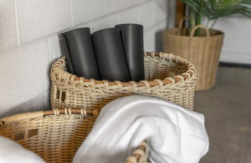 Hanford House w Hot Tub,Sauna,Bar - Photo 44