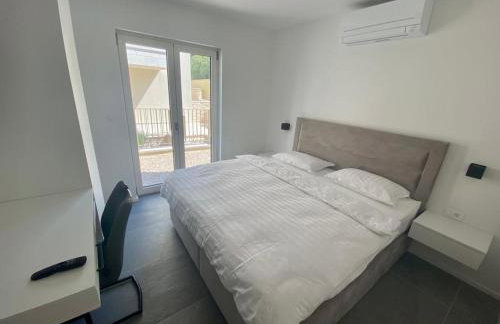 Marina Bay - Exclusive Apartment with Private Pool and Adriatic Sea View - Foto 14