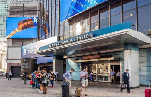 Blue Breakaway with Free Parking and Sleeps 9, Book 7 days, Get 20 Percent OFF - Foto 41