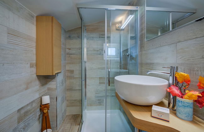 Danda Terrace Apartment - Photo 23