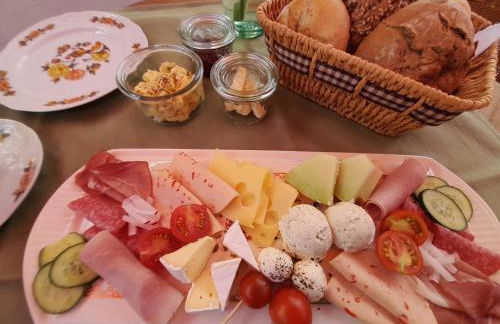 Altes Häusle am Waschbach Anno 1625 Ferienwohnungen und Doppelzimmer - Foto 33