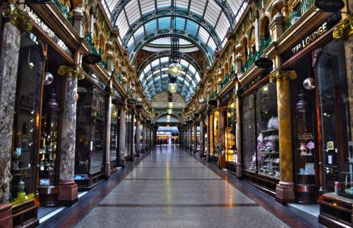 Stylish 2Bedroom Flat - City Centre - Near Leeds Station - Foto 16