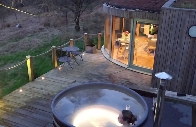 Luxury and Peaceful 1-bed Roundhouse With Hot Tub - Foto 1
