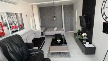 Apartman Paola - massage chair- 0-24 self check IN OUT- Županja - Foto 2