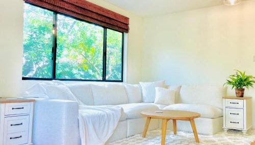 2 BR 2 BA - Eco House and Garden Vacation Retreat and Remote Workspace for Families, Couples and Solo Travelers in Coveted Culver - Foto 1