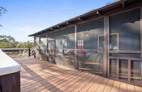 Dolphin Cove - Whole WATERFRONT House with Dock - Foto 47