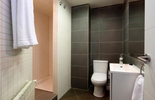 Reino de Valencia Apartments - Photo 33