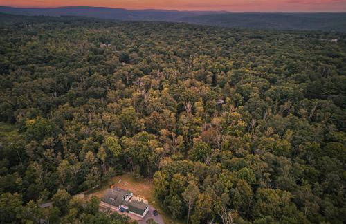 Luxuriously Restored Farm Cabin - Foto 52