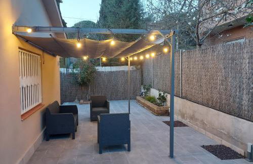 Cerca de Barcelona, y entre tres Parques Naturales, casa de 4 habitaciones y 2 baños con piscina, barbacoa y chimenea - Foto 5