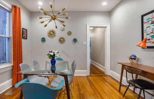 Massive 6BR & 4BA Private Duplex Townhouse Central - Foto 9