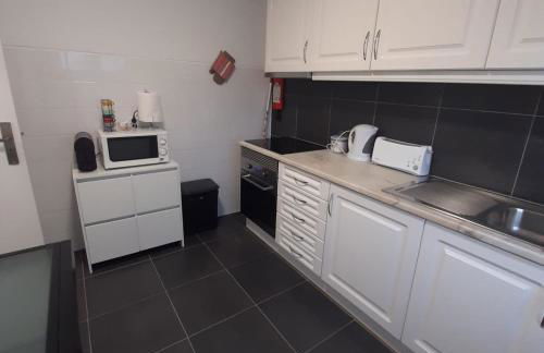 Casas da Escola - "Casa da Professora" - Meãs - Foto 37