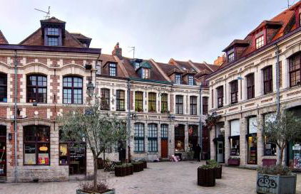 La Madeleine-Beautiful bright two bedroom apart - Foto 22