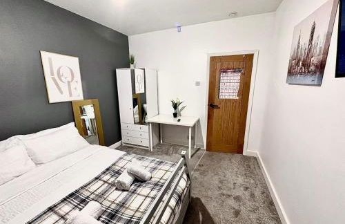 Double bedrooms In Spacious Home - Foto 1