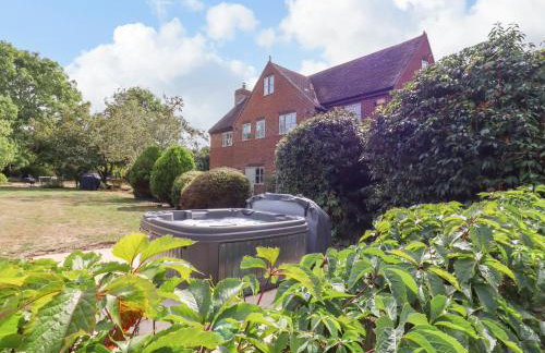 Yew Tree Farm - Photo 4