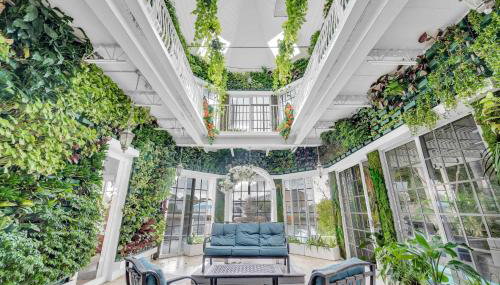 The Modern Castle Canal View Access Rooftop Living Greenhouse VlLLAS - Foto 5, Other