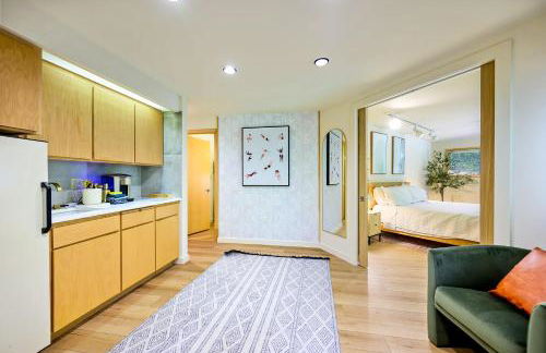 Modern Home Walk to Downtown, Hot Tub & GameRoom - Foto 31