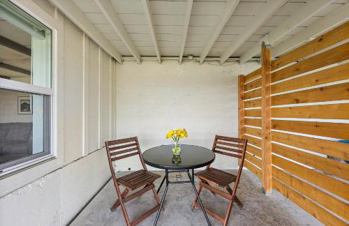 Water & Mountain View Apt - Walk to Waterfront - Foto 6