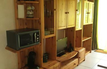 Studio cabine familial, rez de chaussée,piscine et parking privés - Foto 2