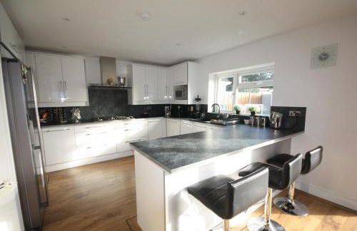 Four Corners Holiday Home with Hot Tub & Sauna - Photo 35