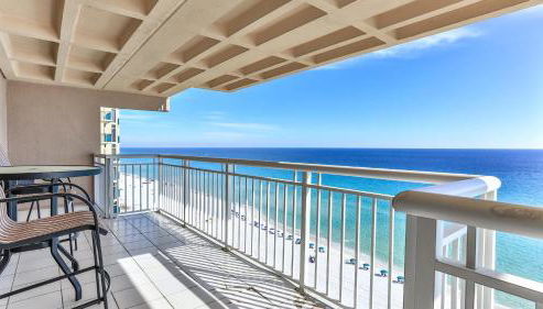 Destin Towers 142 - 2 Bedroom Beach Front Condo in the Heart of Destin with Amazing Views! - Foto 2