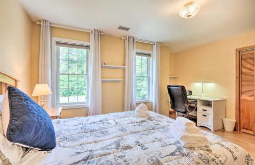 Granby Home with Deck Less Than half Mi to Aldrich Lake! - Foto 27