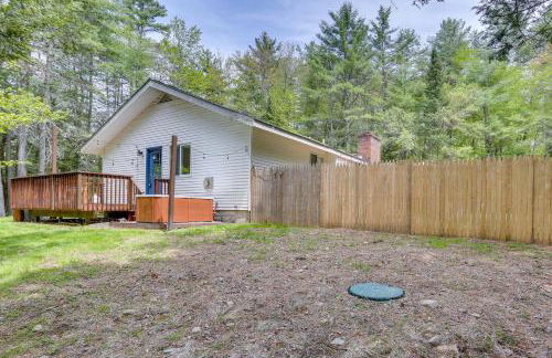 Cozy Swan Lake Apt with Grill and Private Yard - Foto 22