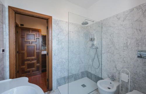 Villa with Pool - Unique Sea View - Free Parking - Foto 52