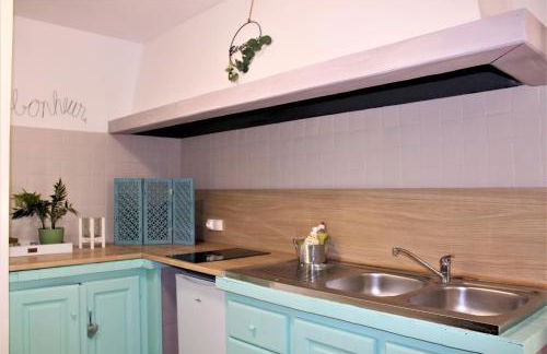 Calme et Intimité proche Avignon Piscine options au choix privée ou partagée de juin à octobre - Foto 2