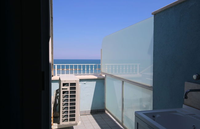 Apartment 30 Meters From the sea With 6 Beds With Full sea View - Foto 29
