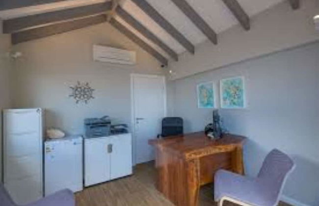 Le Nautique Luxury Beachfront Apartments - Photo 2