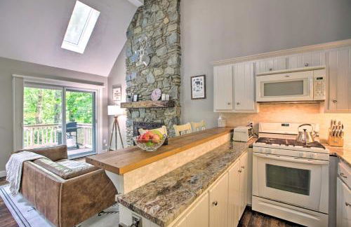 Wintergreen Resort Home with 2 Decks and Ski Access! - Foto 9