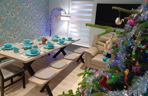 Richmond Cottage - Brand New 4BR Holiday Home, just 3 minutes from the beach with Pool Table and Free Parking - Foto 27