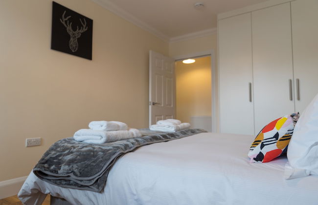 London Heathrow Serviced Apartments - Photo 4